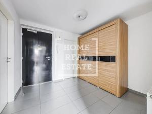 Prodej bytu 1+kk, Praha - Smíchov, Švédská, 45 m2