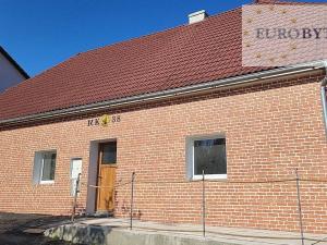 Prodej vícegeneračního domu, Modlany, 460 m2