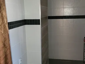 Prodej vícegeneračního domu, Modlany, 460 m2