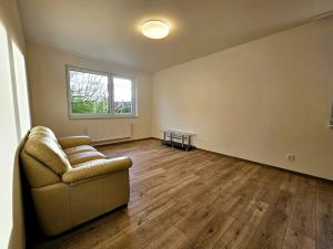 Pronájem bytu 2+kk, Praha - Štěrboholy, U školy, 50 m2