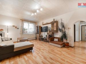 Prodej bytu 3+1, Dolní Dobrouč - Horní Dobrouč, 132 m2