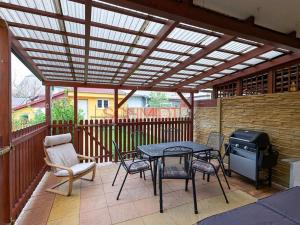 Prodej rodinného domu, Hustopeče, L. Svobody, 160 m2