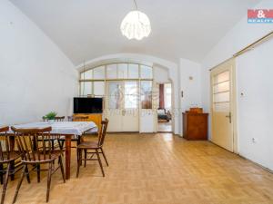 Prodej rodinného domu, Nové Město nad Metují, Husovo náměstí, 322 m2