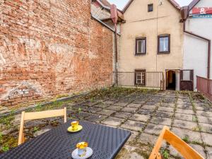Prodej rodinného domu, Nové Město nad Metují, Husovo náměstí, 322 m2