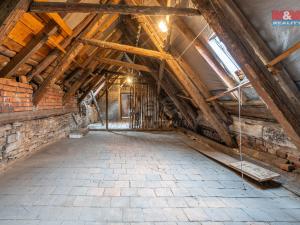 Prodej rodinného domu, Nové Město nad Metují, Husovo náměstí, 322 m2