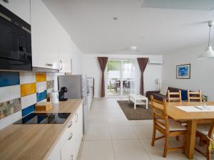 Prodej ubytování, Hlohovec, K zámečku, 72 m2