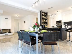 Prodej vícegeneračního domu, Sukošan, Chorvatsko, Ante Starčevića, 302 m2
