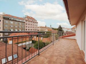 Pronájem bytu 3+kk, Praha - Vršovice, Rostovská, 77 m2