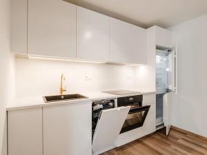 Pronájem bytu 3+kk, Praha - Vršovice, Rostovská, 91 m2