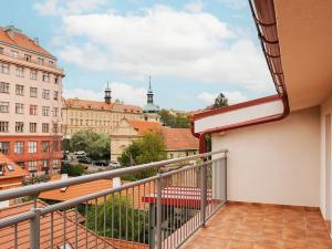 Pronájem bytu 3+kk, Praha - Vršovice, Rostovská, 91 m2