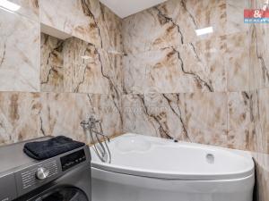 Prodej bytu 3+1, Krupka - Maršov, Dukelských hrdinů, 68 m2