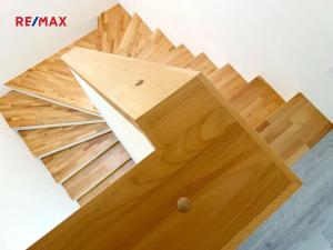 Prodej rodinného domu, Mukařov, Na Budech, 100 m2