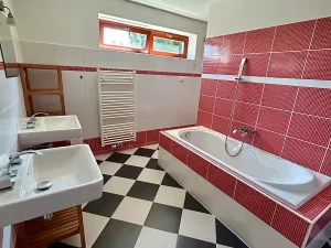 Pronájem rodinného domu, Praha - Klánovice, Jeníkovická, 220 m2