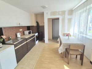 Prodej rodinného domu, Želeč, 266 m2