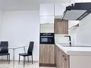 Pronájem bytu 2+kk, Hrochův Týnec, Nádražní, 35 m2