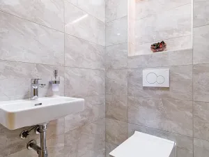 Prodej rodinného domu, Hlušovice, Jezerní, 236 m2