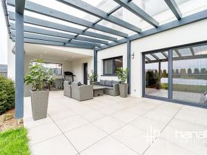 Prodej rodinného domu, Hlušovice, Jezerní, 236 m2