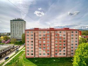 Pronájem bytu 2+1, Chomutov, Kostnická, 58 m2