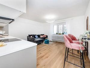 Prodej bytu 4+kk, Praha - Kobylisy, Vršní, 78 m2