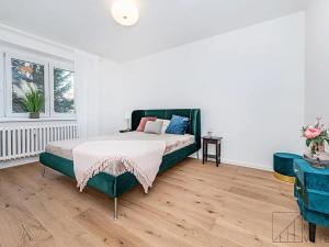 Prodej bytu 4+kk, Praha - Kobylisy, Vršní, 78 m2