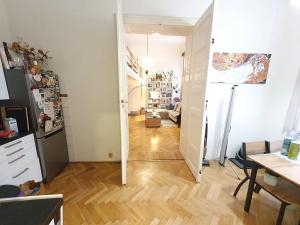 Pronájem bytu 1+1, Praha - Malá Strana, Vítězná, 55 m2