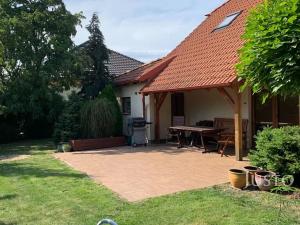 Pronájem rodinného domu, Roudné, Zahradní, 141 m2