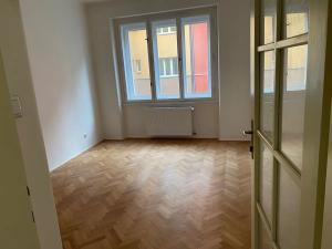 Pronájem bytu 3+kk, Praha - Podolí, Brabcova, 61 m2