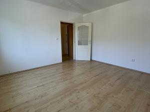 Pronájem bytu 2+1, Stochov, J. A. Komenského, 43 m2