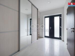 Pronájem rodinného domu, Praha - Černý Most, Bergmanova, 220 m2