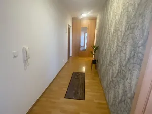 Prodej bytu 2+1, Praha - Suchdol, K Horoměřicům, 82 m2