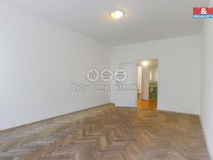 Pronájem bytu 3+1, Karlovy Vary, Brigádníků, 67 m2