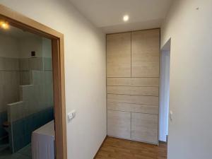 Pronájem bytu 3+1, Praha - Komořany, Za sídlištěm, 67 m2