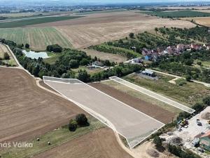 Prodej komerčního pozemku, Jalubí, 9336 m2