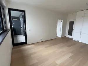 Pronájem bytu 2+kk, Praha - Hrdlořezy, V třešňovce, 57 m2