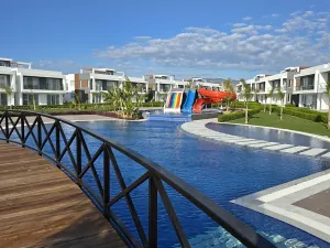 Prodej bytu 3+kk, Trikomo, Kypr, 75 m2