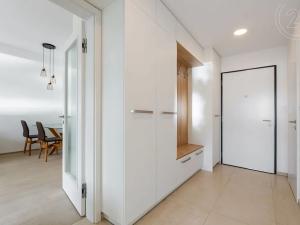 Pronájem bytu 2+kk, Praha - Nové Město, 59 m2