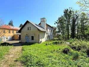 Prodej domu, Holasovice, 3764 m2