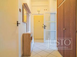 Pronájem bytu 3+1, Praha - Břevnov, Bělohorská, 69 m2