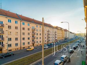 Pronájem bytu 3+1, Praha - Břevnov, Bělohorská, 69 m2