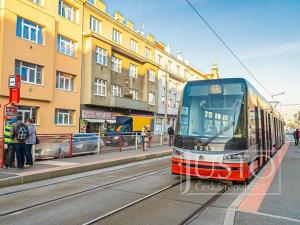 Pronájem bytu 3+1, Praha - Břevnov, Bělohorská, 69 m2