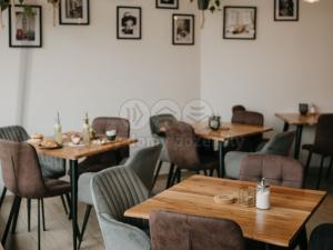 Pronájem restaurace, Horoušany - Horoušánky, Hlavní, 79 m2