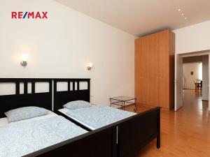 Pronájem bytu 3+kk, Praha - Vršovice, 28. pluku, 84 m2