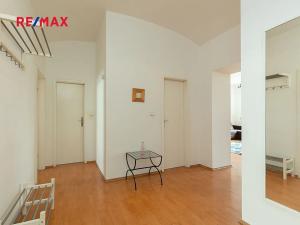 Pronájem bytu 3+kk, Praha - Vršovice, 28. pluku, 84 m2