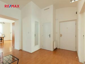 Pronájem bytu 3+kk, Praha - Vršovice, 28. pluku, 84 m2