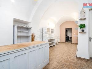 Prodej historického objektu, Nové Město nad Metují, Husovo náměstí, 322 m2