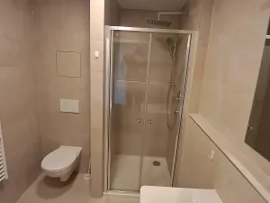 Pronájem bytu 1+kk, Praha - Černý Most, Dobrovolného, 37 m2