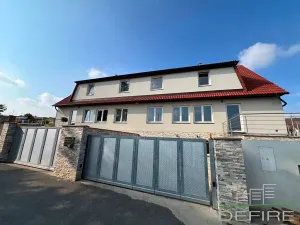 Pronájem rodinného domu, Praha - Slivenec, 240 m2