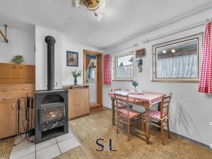 Prodej chaty, Skalice u České Lípy, 36 m2