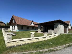 Pronájem rodinného domu, Sloveč, 68 m2