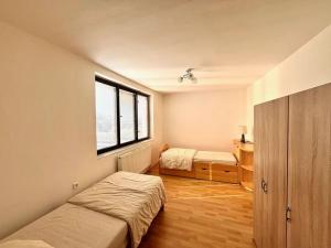 Prodej rodinného domu, Lhota, Nová, 234 m2